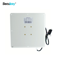 Lector RFID de Larga Distancia IP65 Resistente al Agua, UHF 902-928MHz, 1-5m, ISO18000-6C, Wiegand 26 34 RS232 para Estacionamiento
