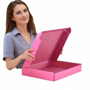 Bolsa de Regalo de Papel Kraft Negro con Logotipo Personalizado, Empaque de Lujo, Impresión en Serigrafía, Laminación, Cinta para Ropa de Moda y Joyería - Product Image 1