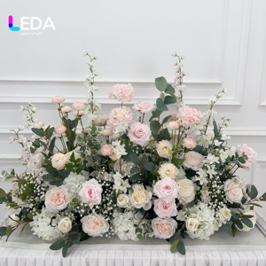 Décoration de mariage LEDA, chemin de table sur mesure, chemin de table à fleurs roses, décoration d'allée pour événements - Product Image 2