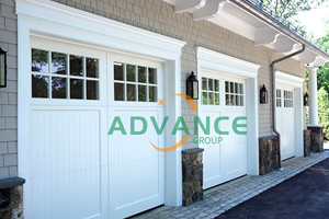 Les portes <span class=keywords><strong>de</strong></span> <span class=keywords><strong>garage</strong></span> automatiques en bois massif Advance maintiennent la fraîcheur du <span class=keywords><strong>garage</strong></span> en été - Product Image 4
