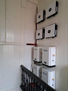 Inversor Solar <span class=keywords><strong>Growatt</strong></span> de <span class=keywords><strong>6</strong></span> <span class=keywords><strong>Kw</strong></span>, Híbrido Conectado a la Red y Fuera de la Red, 5Kw 6Kw SPF 5000ES 6000ES Plus, Inversor de Onda Sinusoidal Pura con Cargador de 6000W 48V - Product Image 5
