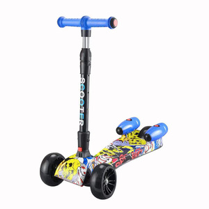 Monopattino Elettrico Pieghevole YC YC-2024-3.15-1 in Plastica ABS per Bambini da <span class=keywords><strong>2</strong></span> a 4 Anni con Design Rocket Spray a Quattro Ruote Luminose - Product Image 3