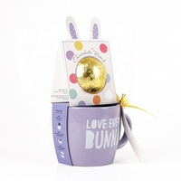 Bester Geschenk Neuheit Ostern Lebensmittel Geschenk Benutzer definierte süße Hase Keramik becher & Praline Ei Set Oster geschenk für Urlaub Promotion