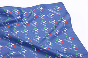 وشاح حريري مربع مطبوع بشعار مخصص على الوجهين من حرير التوت الفاخر للنساء - Product Image 6