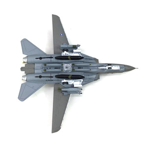 Modellino in Scala 1/100 dell'Aereo F-14 Tomcat VF-103 Jolly Rogers, Aereo da Caccia della Marina USA con Decorazione Teschio - Product Image 3