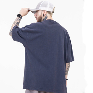 Camiseta de Manga Corta para Hombre HEALY, Personalizada con Pintura de Tinta Difuminada y Letras Estampadas en Caliente, Estilo Retro Casual - Product Image 4