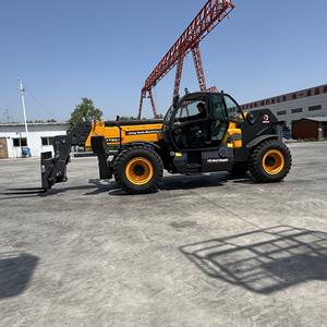 Precio de fábrica <span class=keywords><strong>4</strong></span>.5ton Heavy Duty <span class=keywords><strong>Telescopic</strong></span> Boom Diesel Powered <span class=keywords><strong>4</strong></span> Wheel Travelling Loader and Unloader - Product Image 3