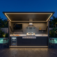 Module de cuisine extérieure moderne en acier inoxydable OEM avec barbecue, évier, éclairage LED, abri étanche, conception modulaire et accessoires à charnières