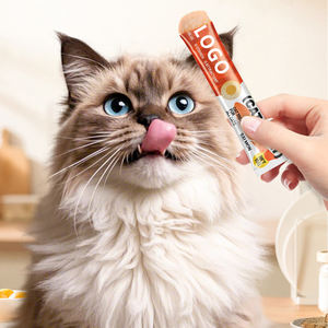 2025 Venta al por mayor 15g Comida húmeda para gatos con una variedad de sabores para elegir Tiras con sabor Snacks para gatos <span class=keywords><strong>a</strong></span> base de carne - Product Image 1