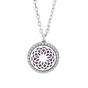 Collier diffuseur de parfum en acier inoxydable, motif floral, animalier et géométrique ajouré - Product Image 6