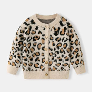 Abrigo de Bebé de Color Sólido en Oferta, con Capucha Adorable, Ideal para el Invierno, Abrigo Cálido y Suave al Tacto para Bebés, Ropa para Exteriores - Product Image 1