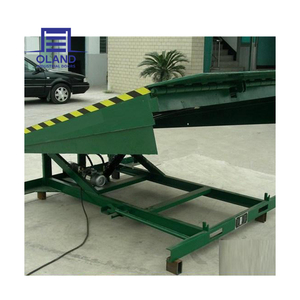 Precio de fábrica 6 ~ 15 toneladas contenedor carretilla elevadora equipo de muelle de carga rampa de elevación hidráulica nivelador de muelle hidráulico - Product Image 1