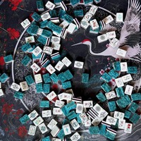 Ensemble de Mahjong de Luxe Ava Factory, Tuiles de Mahjong Américaines en Acrylique Gravées Personnalisées, Bleu Céladon, pour Soirée de Jeu en Famille, Cadeau