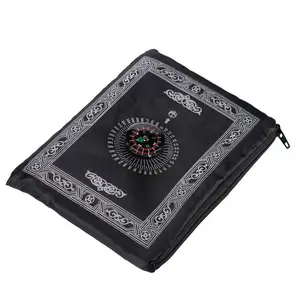 Tapis de prière de voyage pliable imperméable à l'eau islamique musulman tapis avec boussole poche taille sac de transport couverture