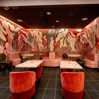 Banquette de café rouge de qualité commerciale avec tables et chaises en marbre, mobilier de restaurant moderne, pack CE pour projet hôtelier