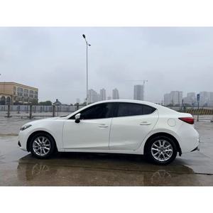 Oferta Especial: Auto Usado <span class=keywords><strong>Mazda</strong></span> <span class=keywords><strong>3</strong></span> Axela <span class=keywords><strong>2015</strong></span>, 1.5L Gasolina, 5 Puertas, R16, Sedán con Tapicería de Tela, Volante a la Izquierda, Techo Corredizo, Interior Oscuro, Automático - Product Image 4