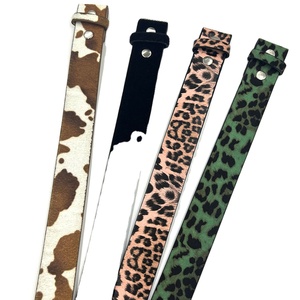 <span class=keywords><strong>Cintura</strong></span> <span class=keywords><strong>in</strong></span> Pelle PU con Fibbia <span class=keywords><strong>in</strong></span> Lega Stile Pirata, Decorata con Cristalli e Strass, Larghezza 3,8 cm - Product Image 1