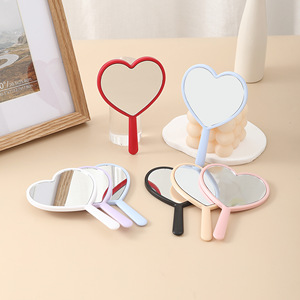 Miroir portable créatif en forme de cœur avec poignée, idéal pour le maquillage, la publicité et les cadeaux promotionnels (vente en gros) - Product Image 6