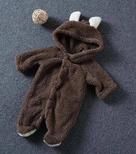 Venta al por mayor ropa infantil recién <span class=keywords><strong>nacido</strong></span> otoño invierno con capucha sherpa mono bebé oso peleles - Product Image 6