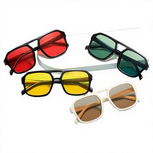 Lunettes de soleil de luxe unisexe UV400 en PC, style vintage, surdimensionnées, avec double pont, personnalisables avec logo, pour femme, nouvelle collection - Product Image 3