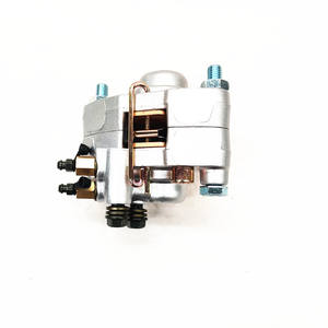 Etrier de frein arrière avec plaquettes compatible avec <span class=keywords><strong>Polaris</strong></span> Scrambler <span class=keywords><strong>500</strong></span> 4X4 ATV QUAD <span class=keywords><strong>1998</strong></span> 2004 OEM P006 - Product Image 3