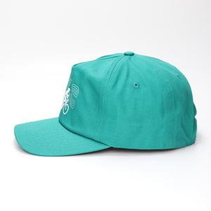 Gorras Personalizadas de 5 Paneles con Logotipo Impreso, Visera Curva, Cierre a Presión, Color Verde - Product Image 5