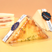Boîtes à sandwich triangulaires en plastique transparent PET de qualité alimentaire jetables pour l'emballage de desserts de boulangerie, personnalisables