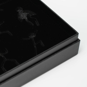 Custom Logo Black Magnetic Gift Paper Box Recyclable Luxury Game <b>Cards</b> Rigid Cardboard Box with Flip Lid - Product Image 3