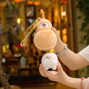 Petit porte-clés en peluche en forme de gourde, accessoire de sac, idéal comme cadeau de vacances pour garçons et filles - Product Image 5