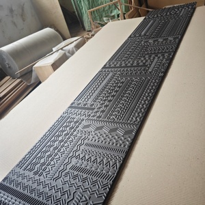 Panneau mural décoratif en MDF <span class=keywords><strong>noir</strong></span> avec relief géométrique sculpté sur mesure par CNC pour mur intérieur - Product Image 4