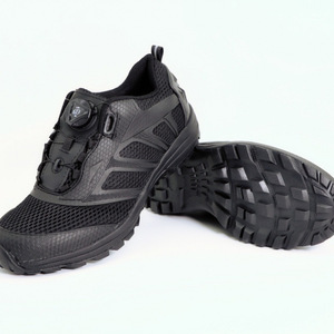 <span class=keywords><strong>Scarpe</strong></span> <span class=keywords><strong>da</strong></span> <span class=keywords><strong>Trekking</strong></span> Uomo Completamente Nere in Rete <span class=keywords><strong>con</strong></span> Suola in Gomma <span class=keywords><strong>Tacco</strong></span> Basso Impermeabili per Escursionismo e Corsa all'Aperto - Product Image 2