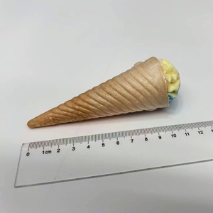Cono de Helado Crujiente con Huevo al por Mayor con Caramelo de Malvavisco de Cuatro Colores - Product Image 6