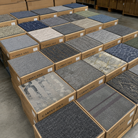 Dalles de moquette modulaires commerciales 50x50cm, dalles de moquette pour bureaux, dalles de moquette carrées pour hôtels, maisons et magasins de détail