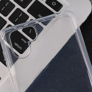 Coque transparente transparente pour <span class=keywords><strong>Sharp</strong></span> <span class=keywords><strong>Aquos</strong></span> <span class=keywords><strong>R8</strong></span> <span class=keywords><strong>Pro</strong></span> R Compact R5G R6 R7 TPU Silicone Naked Feel Couverture arrière unisexe - Product Image 2