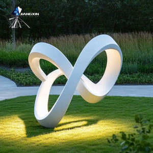 Escultura de Línea Abstracta en Fibra de Vidrio Hecha a Mano, Diseño de Infinito, Recubrimiento UV Ecológico, Personalizable para Paisajes de Lujo - Product Image 3