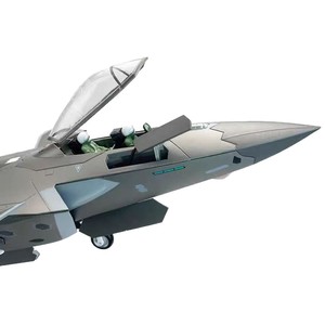 Modelo de avión de combate J-20, escala 1/35, avión militar de plástico con cabina abrible y tubo de reabastecimiento extensible - Product Image 3