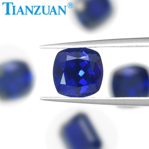 Garnet d'yttrium-aluminium de forme coussin de couleur <span class=keywords><strong>bleu</strong></span> royal cultivé en laboratoire avec des inclusions, pierres précieuses en vrac - Product Image 4