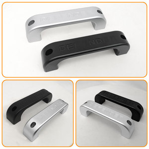 2PCS Garniture de poignée de porte intérieure en alliage d'aluminium pour Land Rover <span class=keywords><strong>Defender</strong></span> 90 <span class=keywords><strong>110</strong></span> 130 Accessoire intérieur noir argenté - Product Image 2