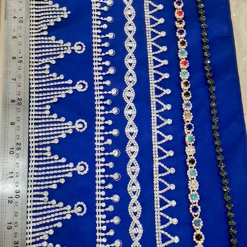 F120 Cadena de diamantes de imitación para mujer Copa Fábrica Venta de elegantes adornos de cadena para mujer