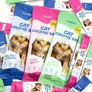 Venta al por mayor tiras para gatos OEM ODM pollo salmón atún sabor húmedo comida para mascotas golosinas para gatos barra cremosa 15g * 4 - Product Image 1