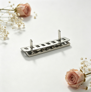 OEM Custom Embossed Metal Pin Labels With Back <b>Plate</b> Polished Brand <b>Name</b> <b>Plates</b> for Leather Handbags - Product Image 3