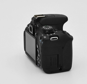 Appareil photo reflex numérique EOS 700D, boîtier noir, appareil photo numérique sans miroir avec monture EF et capteur intégré - Product Image 5