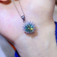 Parure de bijoux de luxe en argent sterling 925 avec moissanite verte, motif tournesol, comprenant bague, boucles d'oreilles clous et pendentif, cadeau de mariage pour femme