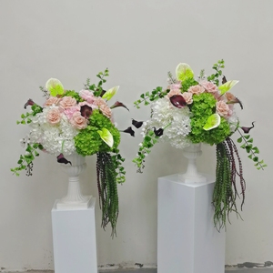 Bouquet de fleurs en cascade de luxe, arrangement de fleurs en soie, boule de fleurs artificielles, centre de table pour mariage et décoration de fête - Product Image 6