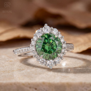 Anillo de Halo con Diamante Cultivado en Laboratorio VVS CVD, Anillo de Compromiso de Plata 925 con Diamante Cultivado en Laboratorio de Corte Redondo Personalizado IGI, Joyería - Product Image 1