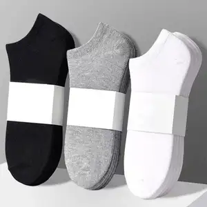 Services OEM acceptés vente en gros Logo personnalisé conception Sport pas cher coupe basse respirant cheville hommes chaussettes simples