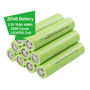 Batterie au phosphate de fer et de lithium rechargeable 32140 LFP 3,2 V 15 Ah 33140 33135 pour véhicules électriques et vélos électriques - Product Image 1