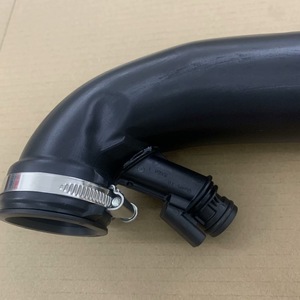 Tuyau de turbocompresseur miniature 13717627501, tuyau d'admission d'air pour réparation et remplacement, avec collier de serrage inclus - Product Image 3