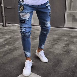 Nouveau Jean Blanc Déchiré Style Italien pour Homme avec Écussons et Patchs Artistiques, Coupe Droite, Style Motard, Denim Décontracté Mi-léger - Product Image 3