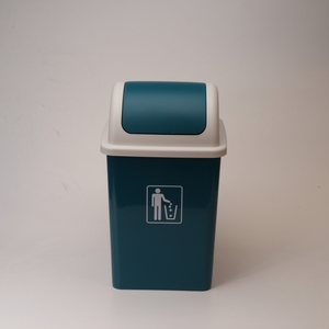 Cubo de basura cuadrado con tapa enrollable para oficina y cocina, cubo de basura apilable de plástico con cubierta - Product Image 2